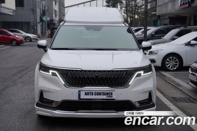 Kia Carnival Generation 4 — Фото автомобиля 3
