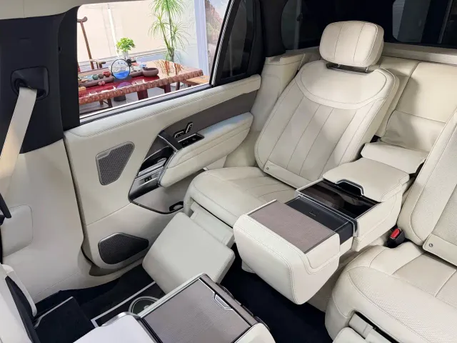 Land Rover Range Rover — Фото автомобиля 18