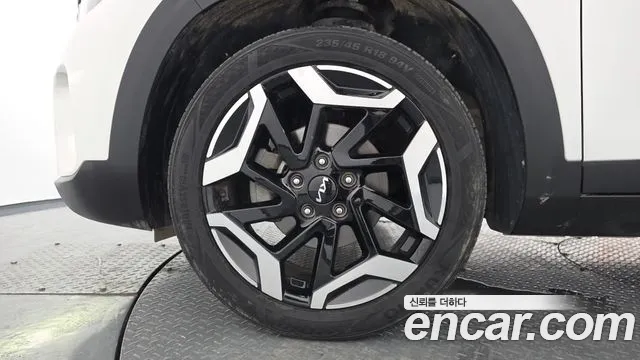 Kia Seltos Новый Seltos Бензин 2.0 2WD — Фото автомобиля 5
