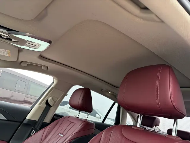 Hongqi H5 — Фото автомобиля 10