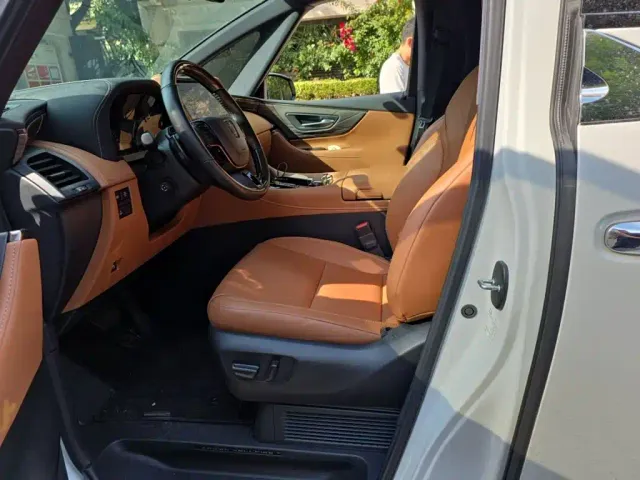 Toyota Vellfire — Фото автомобиля 7
