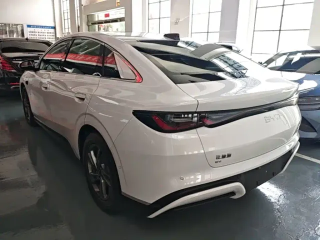 BYD Seal 06 — Фото автомобиля 4