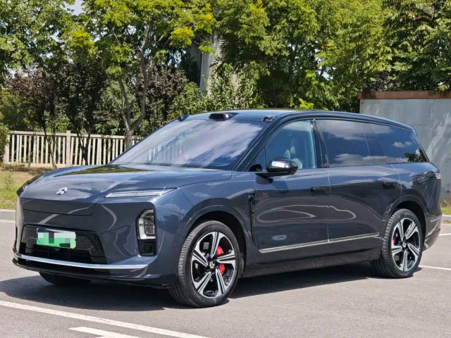 Фотография автомобиля — Nio ES8