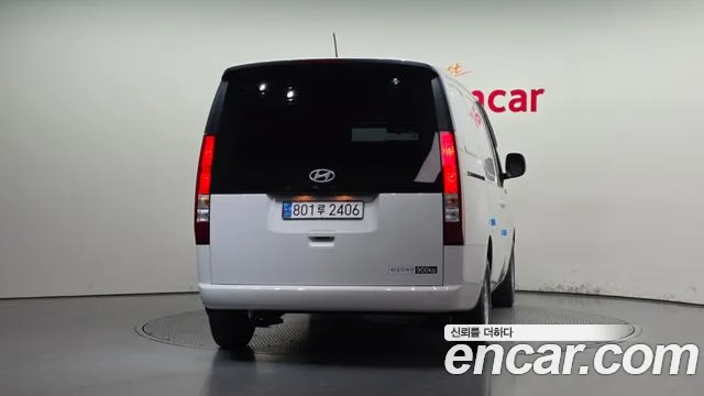 Hyundai Staria — Фото автомобиля 4