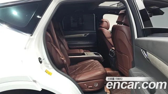 Genesis GV80 — Фото автомобиля 17