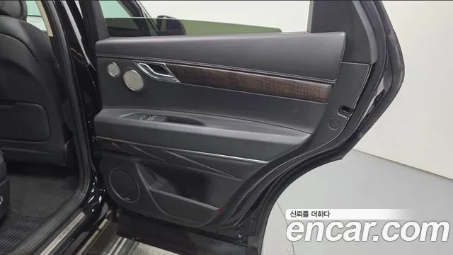 Genesis GV80 2.5T Бензин AWD — Фото автомобиля 15
