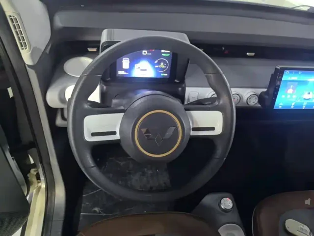 Wuling Hongguang Mini EV — Фото автомобиля 6