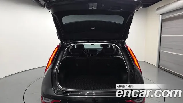 Kia Niro The All New Niro Signature — Фото автомобиля 20