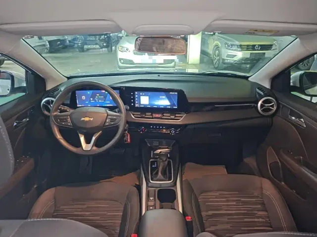 Chevrolet Monza — Фото автомобиля 9