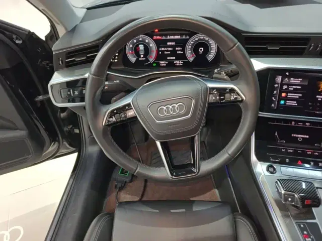 Audi A6L — Фото автомобиля 10