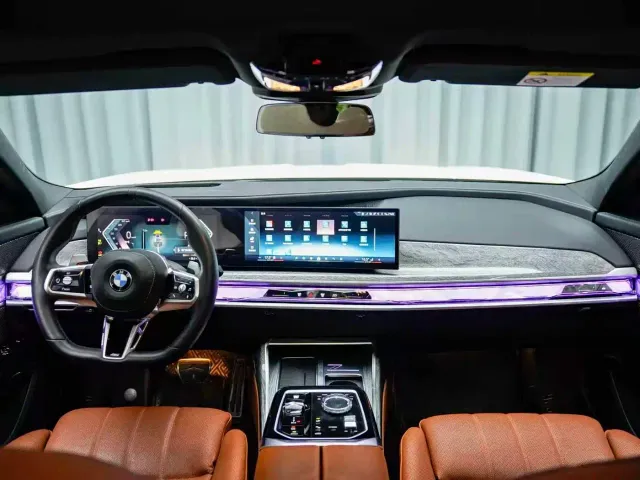 BMW 7 Series — Фото автомобиля 16