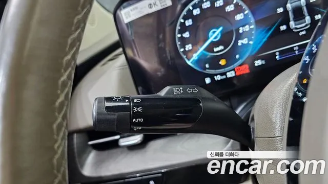 Kia Canival Carnival 4 поколение Бензин 9 мест Noblesse — Фото автомобиля 27