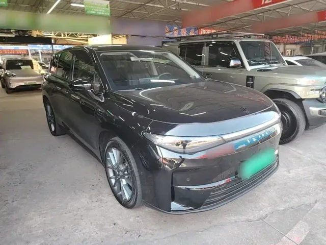 Leapmotor Leapmotor C10 2024 530 Smart Edition — Фото автомобиля 3