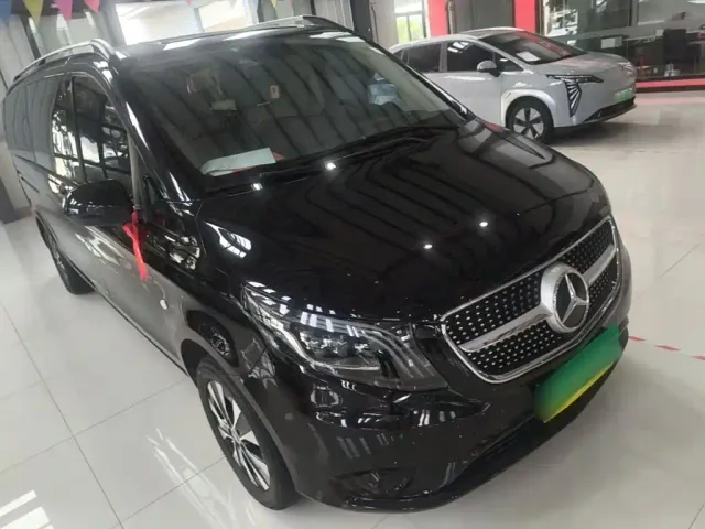 Mercedes-Benz Vito — Фото автомобиля 3
