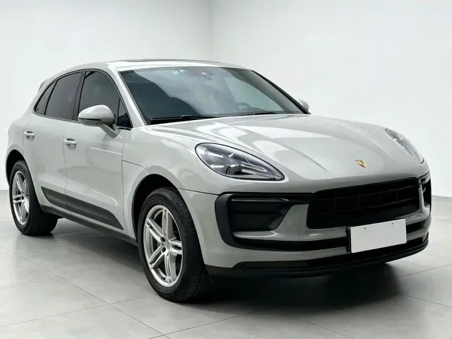 Фотография автомобиля — Porsche Macan