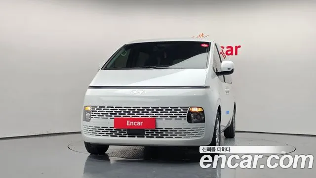 Hyundai Staria — Фото автомобиля 3