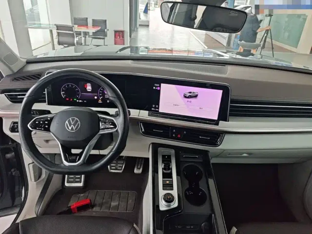 Volkswagen Talagon — Фото автомобиля 9