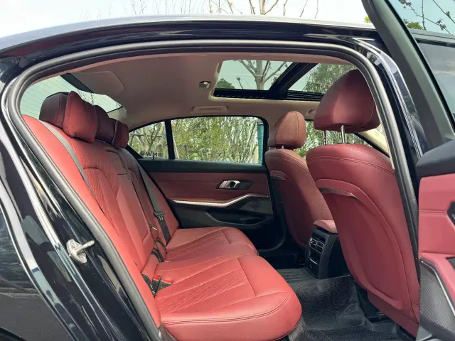 BMW i3 — Фото автомобиля 12