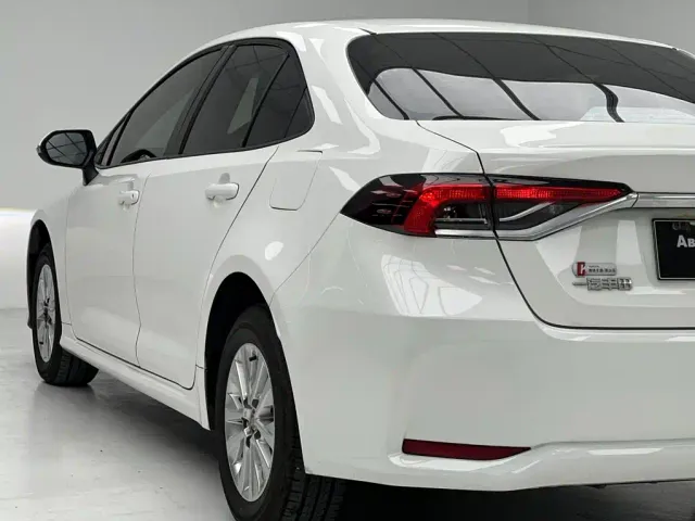 Toyota Corolla — Фото автомобиля 14