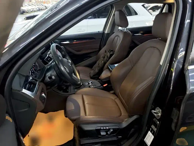 BMW X1 — Фото автомобиля 14