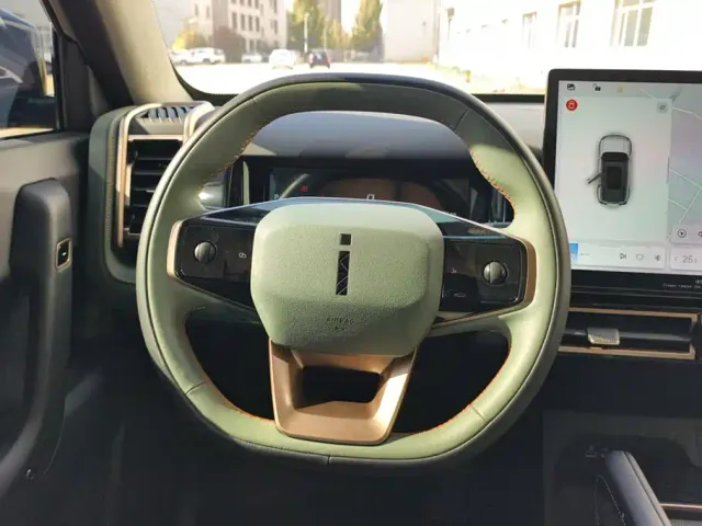 iCAR 03 — Фото автомобиля 15