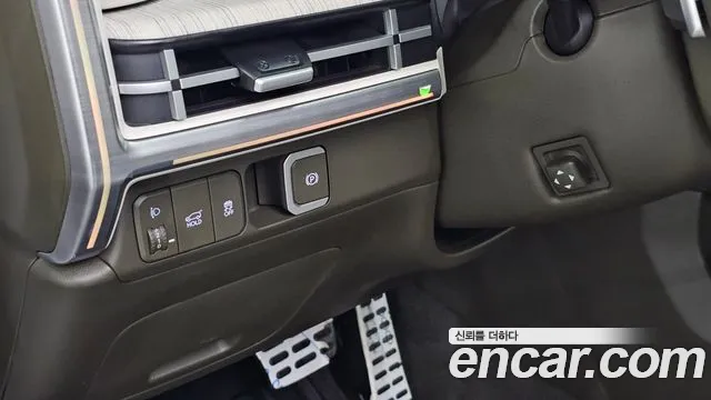 Hyundai Santafe Santa Fe (MX5) Бензин 2.5T 4WD — Фото автомобиля 23