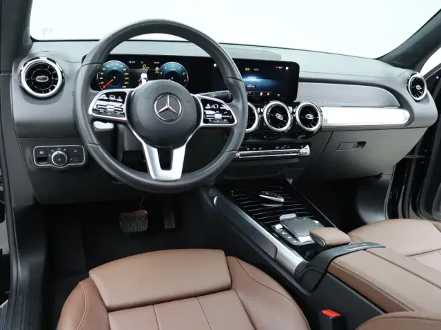Mercedes-Benz GLB-Class — Фото автомобиля 8