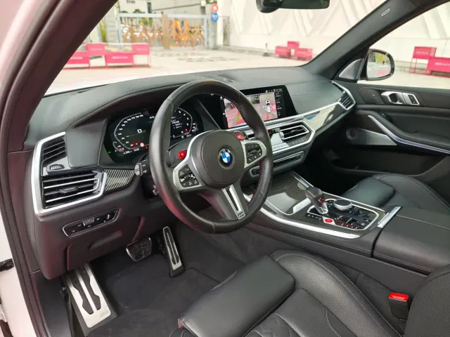 BMW X5 M — Фото автомобиля 9