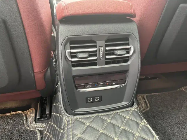BMW 3 Series — Фото автомобиля 24