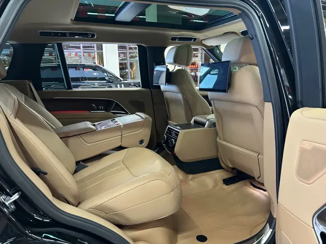 Land Rover Range Rover — Фото автомобиля 30