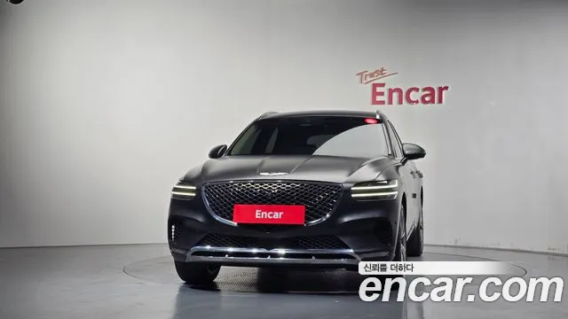 Genesis GV70 — Фото автомобиля 3