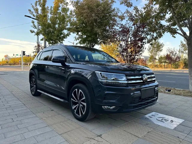 Volkswagen Tharu — Фото автомобиля 2