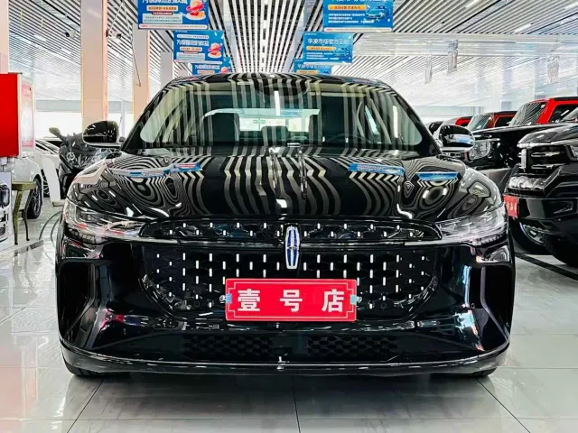 Lincoln Z — Фото автомобиля 2