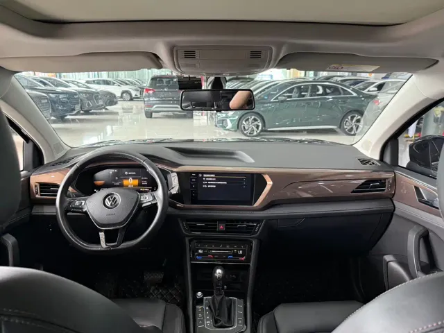 Volkswagen Tharu — Фото автомобиля 15