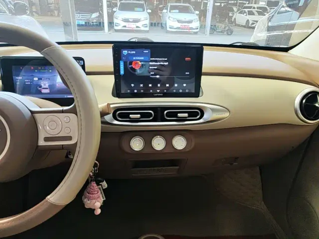 Wuling Hongguang Mini EV — Фото автомобиля 12