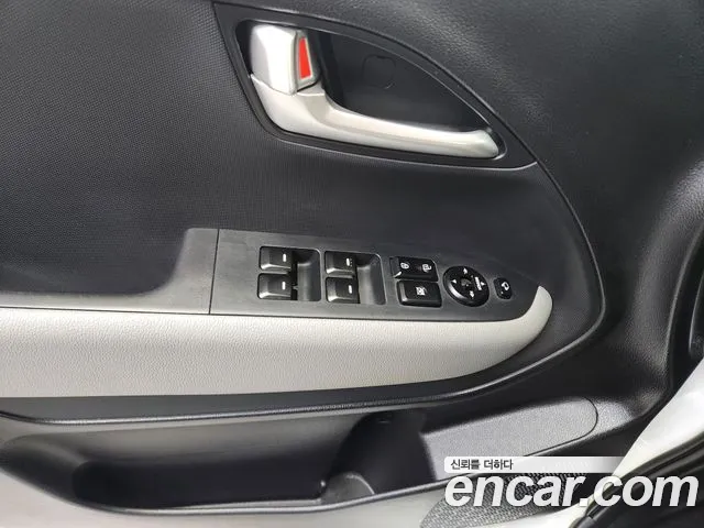 Kia RAY Новый Kia Ray Standard — Фото автомобиля 3