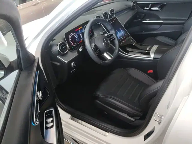Mercedes-Benz C-Class — Фото автомобиля 15
