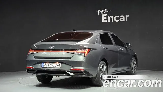 Hyundai AVANTE Avante (CN7) — Фото автомобиля 2