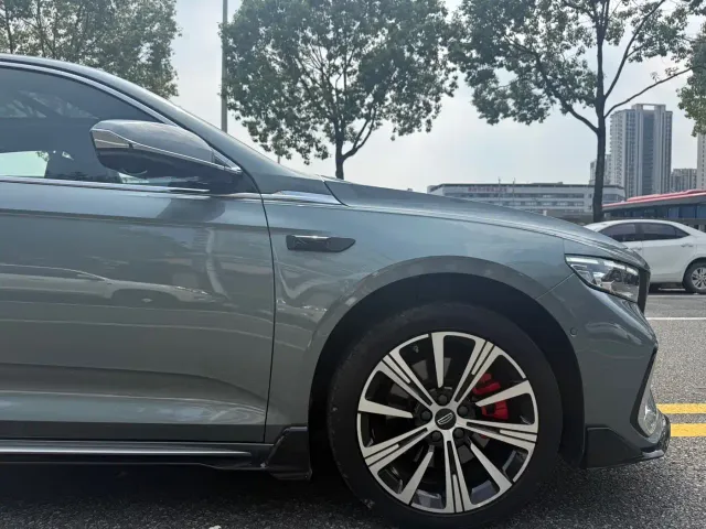 Geely Xingrui — Фото автомобиля 23