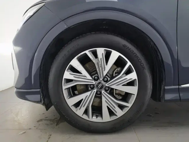 Audi Q4 e-tron — Фото автомобиля 17