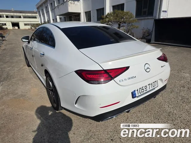 Mercedes-Benz CLS-Class — Фото автомобиля 6