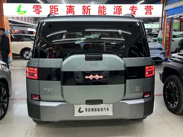 BYD FangChengBao Titanium 7 — Фото автомобиля 5