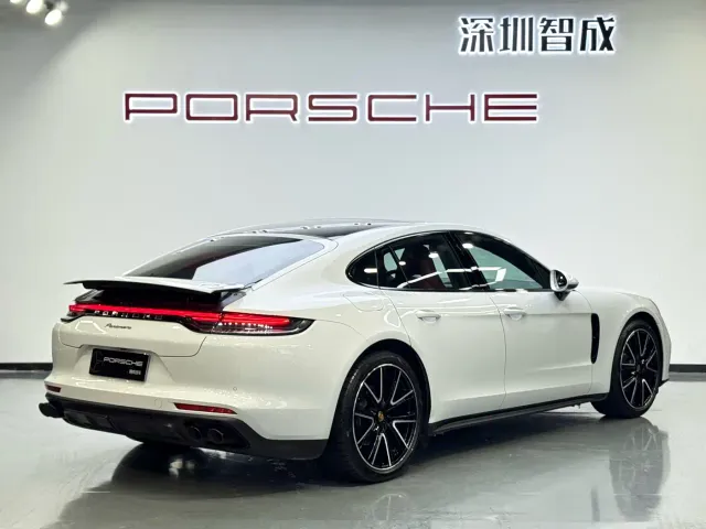 Porsche Panamera — Фото автомобиля 9