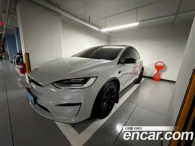 Фотография автомобиля — Tesla Model X