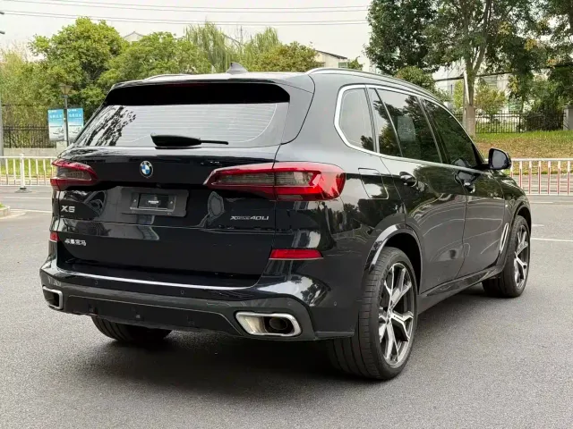 BMW X5 — Фото автомобиля 7
