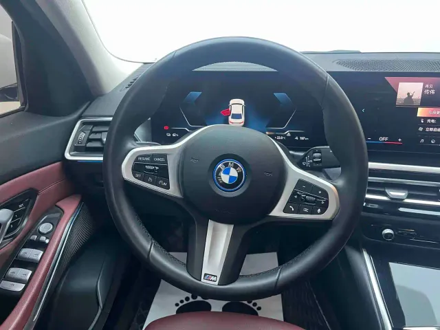 BMW BMW i3 2024 eDrive 35 L — Фото автомобиля 10