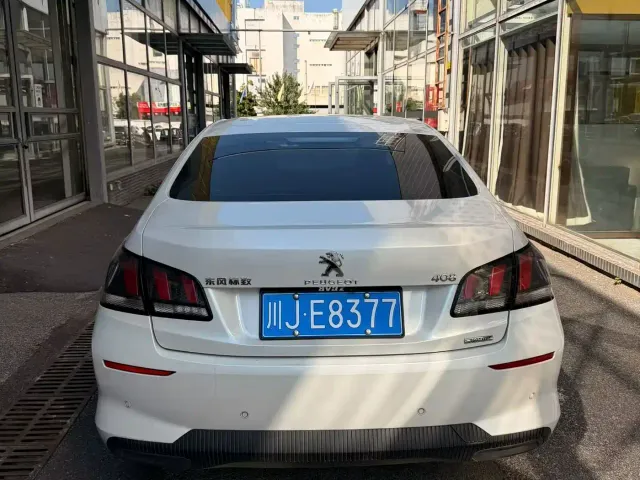 Peugeot 408 — Фото автомобиля 8