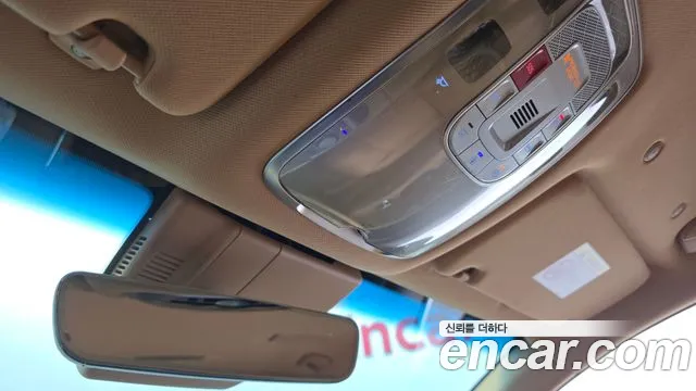 Genesis G90 Бензин 3.5 турбо AWD — Фото автомобиля 28