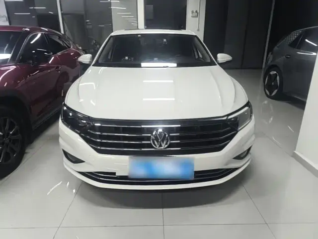 Volkswagen Sagitar — Фото автомобиля 2