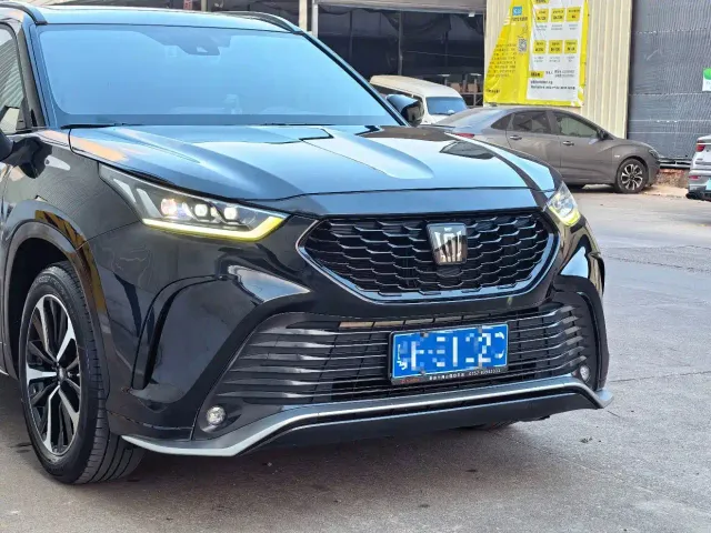 Toyota Crown Kluger — Фото автомобиля 5